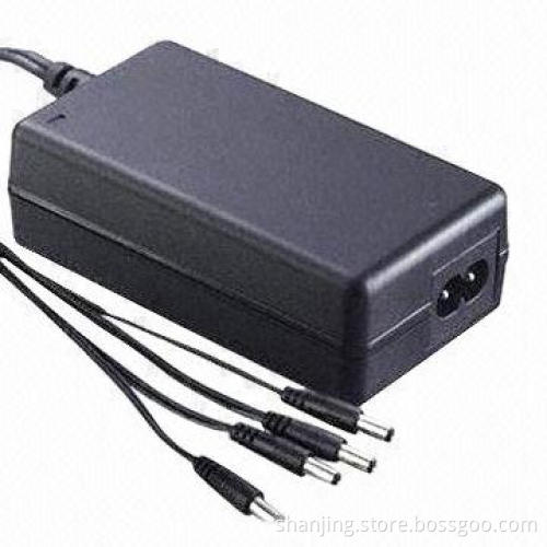 Power Adapter with 100 to 240V AC Input Voltage, LED Indicators for CCTV Security Products